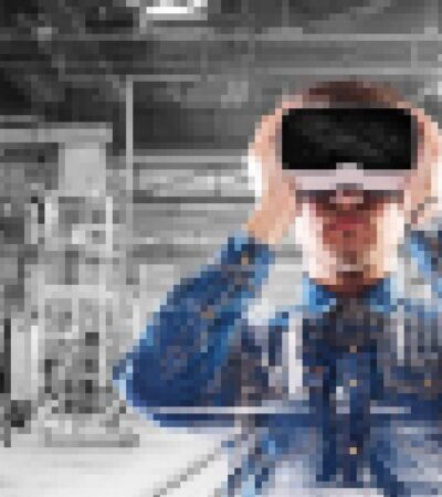 Infographic, the Evolution and Apps of Virtual Reality