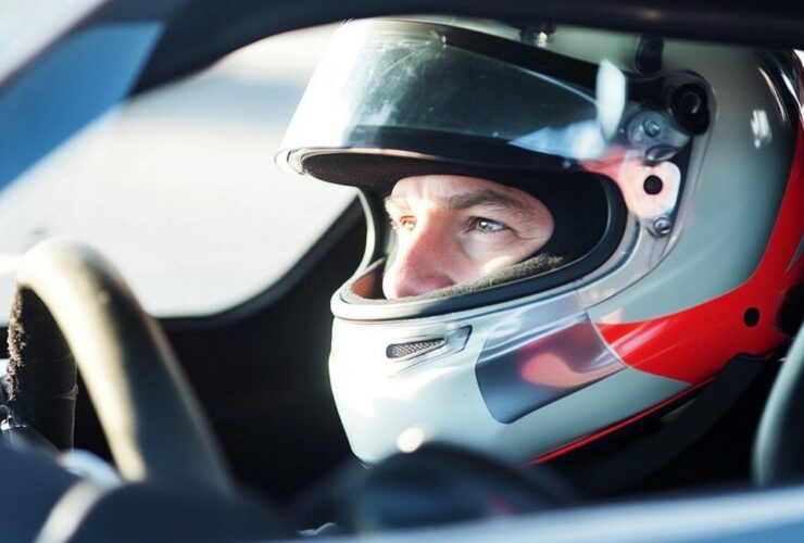 zawodnicy wyscigi samochodowe