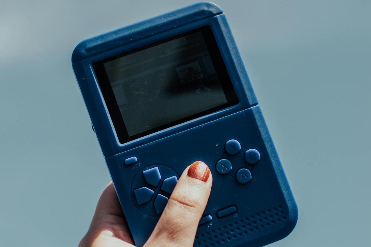 przenosna konsola do gier